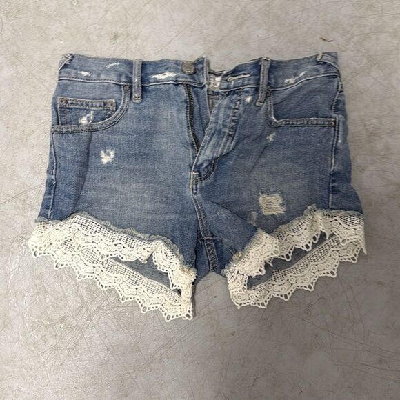 Free People Blue Jean Shorts with Lace Trim Size 25 - Picture 2 of 3